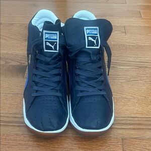 Puma Men's Navy and White High-Top Sneakers